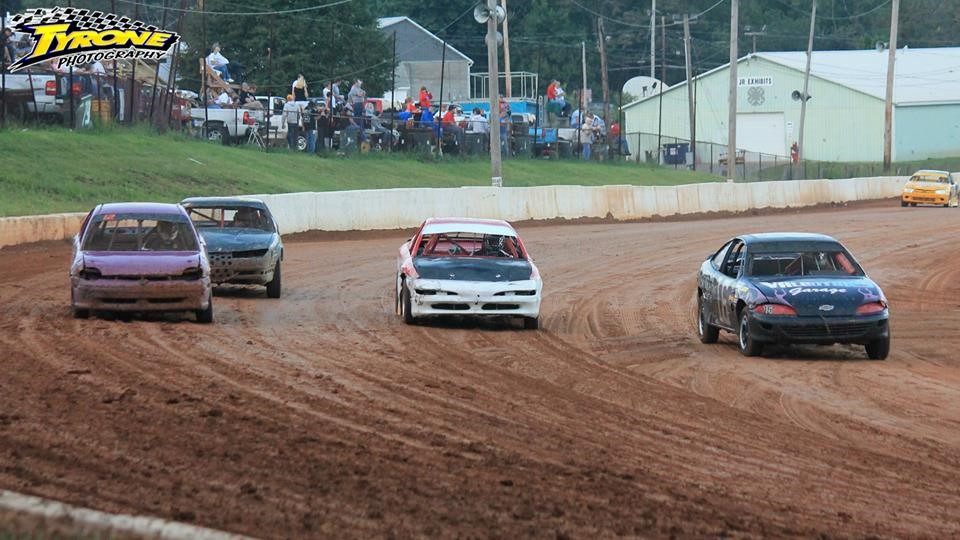 best 4 cylinder dirt track car