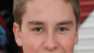 BELL OPENS ELDORA “4-CROWN” WITH MIDGET VICTORY