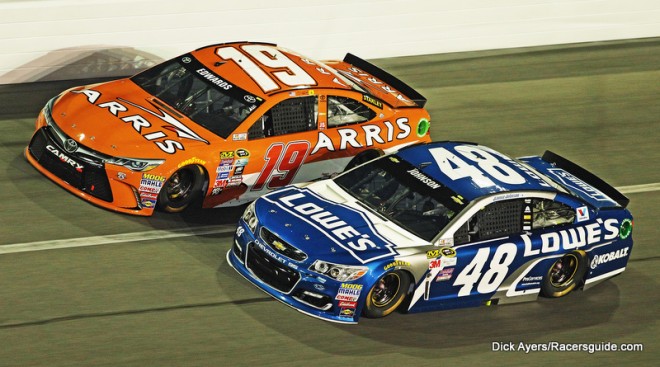 NSCS-Can-Am Duel2-19-Carl Edwards and 48-Jimmie Johnson-45468