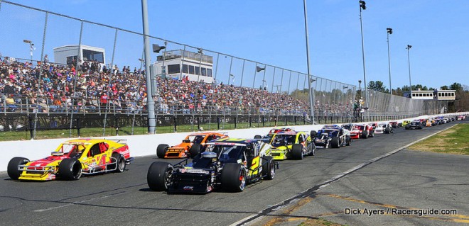 NWMT-STF-ARI-2-Doug%20Coby%20&%204-Jimmy%20Blewett%20lead%20field%20for%20start%20for%20Spring%20Sizzler-46544-XL