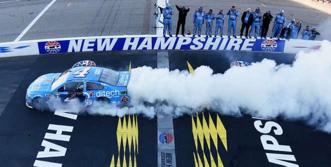 LOUDON, NH - SEPTEMBER 25:  Kevin Harvick, driver of the #4 ditech Chevrolet, celebrates with a burn out after winning the NASCAR Sprint Cup Series Bad Boy Off Road 300 at New Hampshire Motor Speedway on September 25, 2016 in Loudon, New Hampshire.  (Photo by Rainier Ehrhardt/NASCAR via Getty Images)