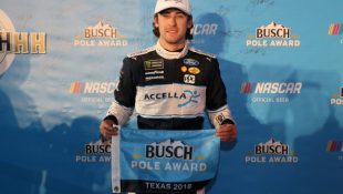 Blaney wins pole as Fords dominate Texas qualifying