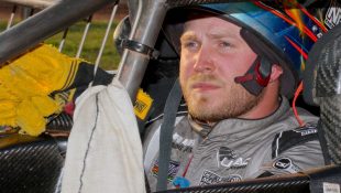 USAC SPRINT TITLE DEFENSE BEGINS FOR COURTNEY