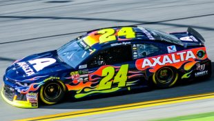 Byron earns the Busch Pole Award for the Daytona 500