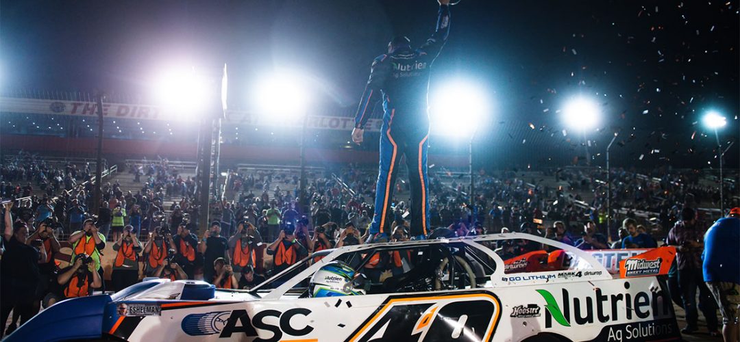 Jonathan Davenport Wins World Of Outlaws World Finals Finale