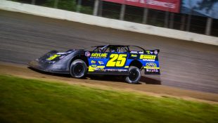 BREAKTHROUGH WIN: CLANTON SCORES BIG FIRST WIN WITH NEW TEAM, KNOCKS OFF RED-HOT SHEPPARD