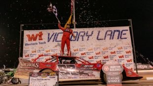 THRILLER NIGHT: Dillard Stuns Sheppard at Vado for First World of Outlaws Win