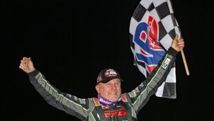 FLORIDA’S NEWEST NIGHTMARE: Owens Earns First Career DIRTcar Nationals Gator Trophy