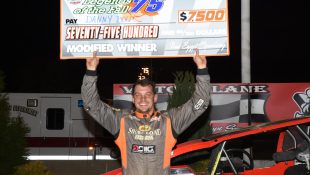 BOUC LEGENDS OF THE FALL WNNER, TOTH CROWNED HIGH GEAR TOWING CHAMP